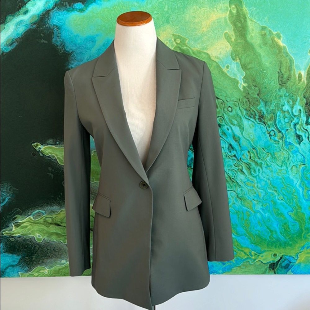Theory Etienne Blazer in Sage green